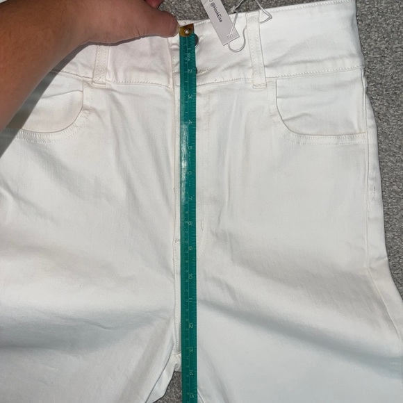 J BRAND White Jeans - Picture 10 of 11